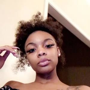 Meet your Posher, Akira